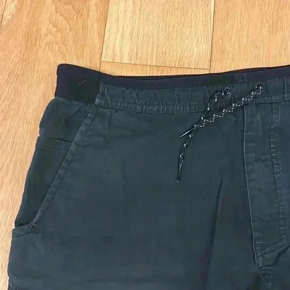 Black mountain hardware shorts - Picture 3 of 4